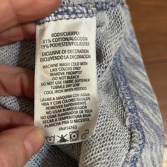 Calvin Klein hoodie - Picture 7 of 7